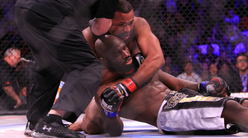 Emanuels Ņūtons uzveic Muhamedu Lavalu
Foto: sherdog.com