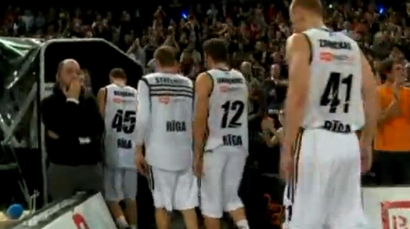 "VEF Rīga" pamet spāņu arēnu
Foto: no LTV video