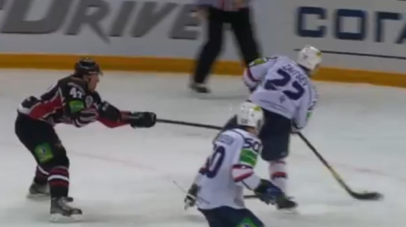 Ņikita Zaicevs met un...
Foto: no KHL video
