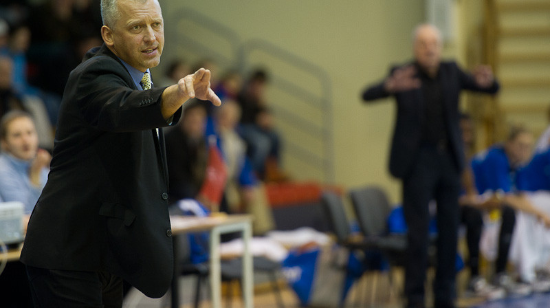 "TTT Rīga" galvenais treneris Aigars Nerips 24. februāra spēlē Cēsīs
Foto: Zigismunds Zālmanis