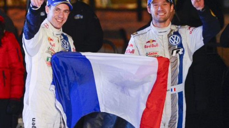 Sebastjēns Ožjē (pa labi) šobrīd ir ļoti ātrs
Foto: AFP/Scanpix