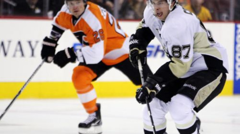 Sidnijs Krosbijs pret "Flyers"
Foto:AP/Scanpix