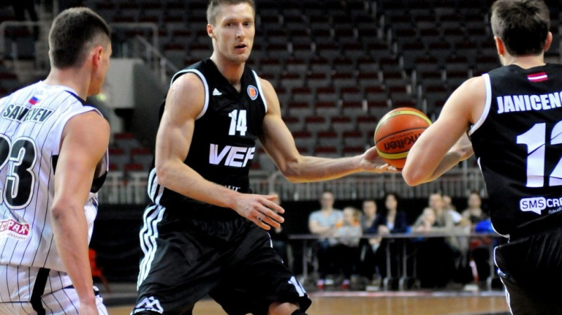 Kaspars Bērziņš: līgumsaistības ar VEF Rīga turpinās.
Foto: Romualds Vambuts