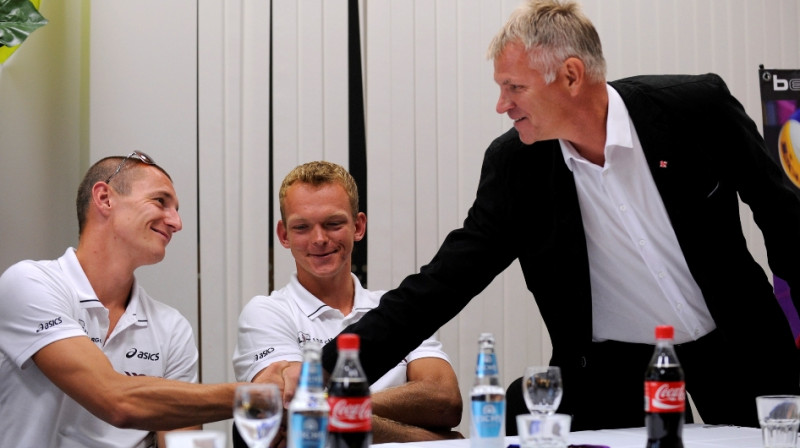 Aigars Birzulis un Mārtiņš Pļaviņš turpinās kopīgu darbu, Jānis Šmēdiņš devies savu ceļu...
Foto: Romāns Kokšarovs, Sporta Avīze, f64