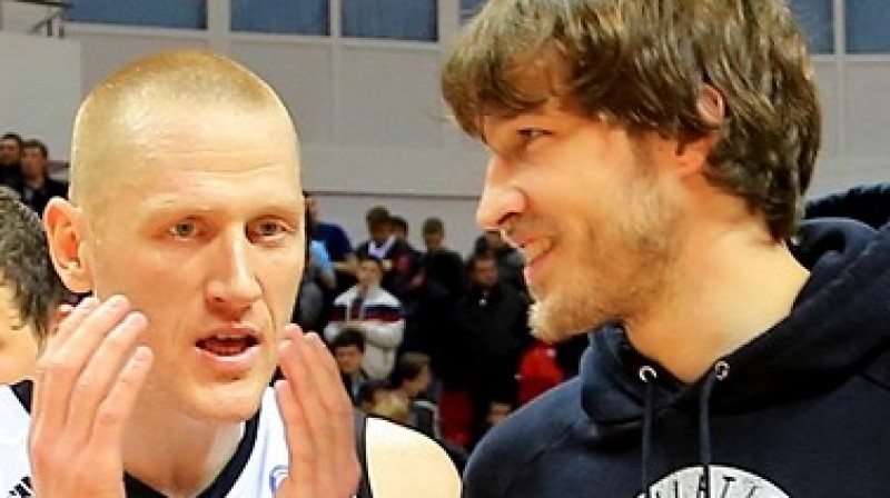 Donāts Zavadsks un Sims Jasaitis
Foto: lokobasket.com