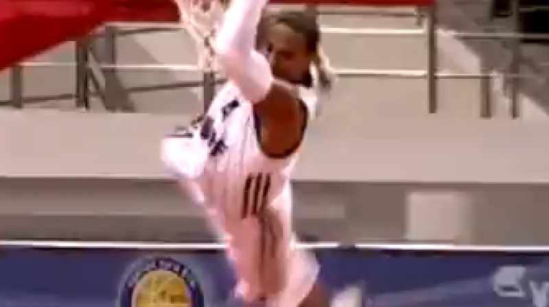 Ērls Džerods Roulends danko Krasnodarā
Foto: no "VTB United League" video