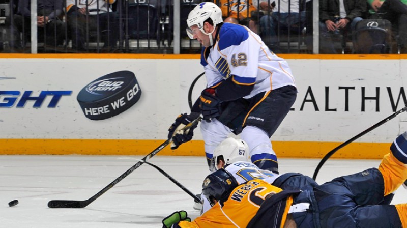 Deivids Bekess ar ripu
Foto: AFP / Scanpix