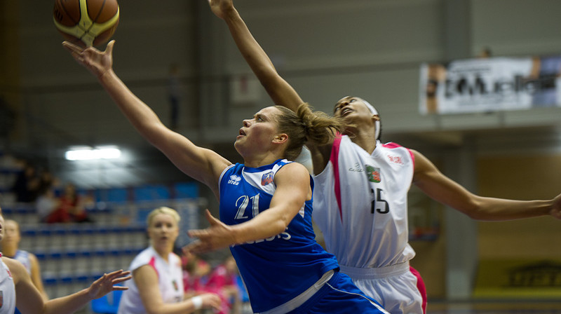 Dita Liepkalne cīņā ar Džonselinu Piterkinu
Foto: Zigismunds Zālmanis