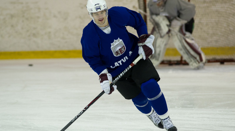 Lauris Dārziņš Latvijas izlases treniņā.
Foto: Mārtiņš Aiše