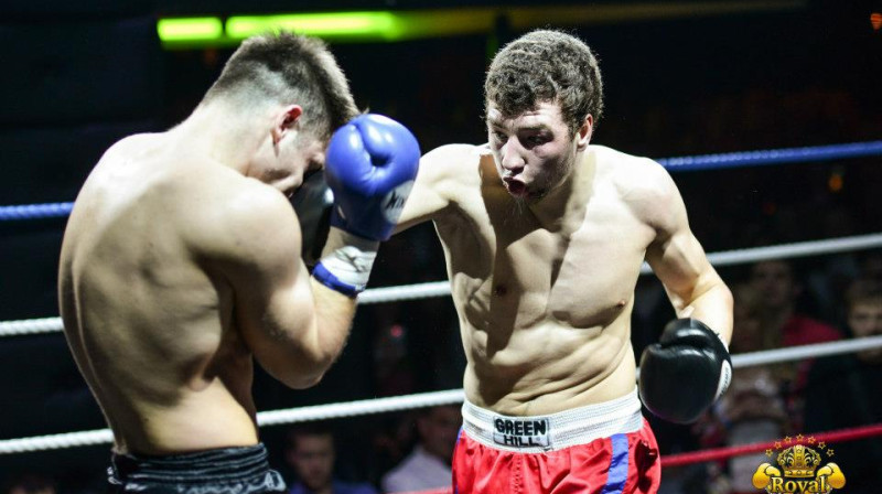 Artūrs Gorlovs uzbrukumā
Foto: royalfights.lv