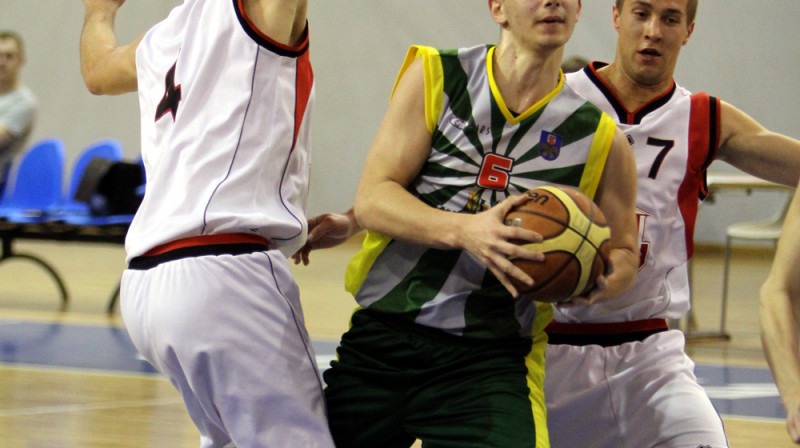 Artūrs Ausējs (centrā), Foto: Renārs Buivids