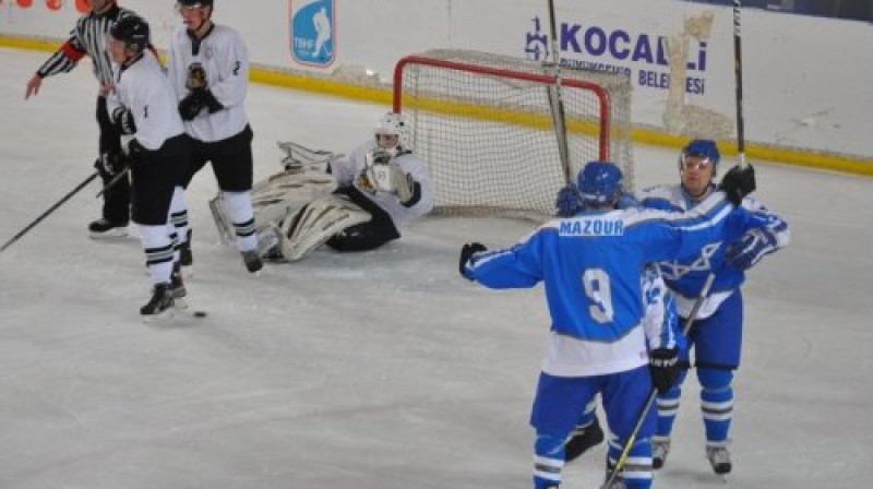 Epizode no Izraēlas un Jaunzēlandes izlašu spēles
Foto: iihf.com