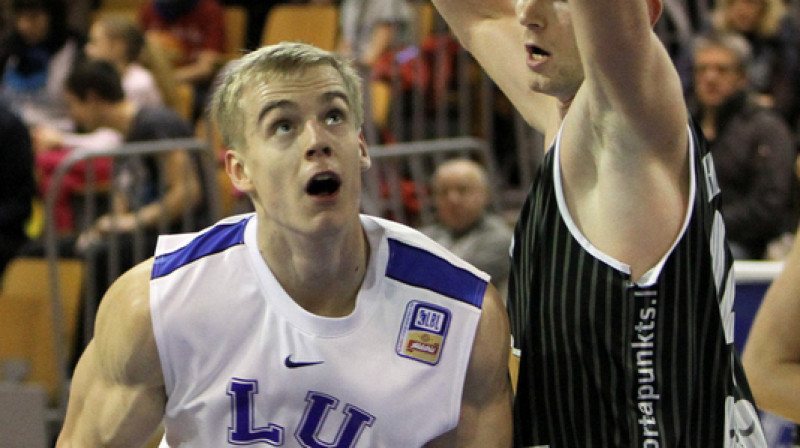 LU spēlētājs Kristaps Dārgais uzvarējis trīs LBL Zvaigžņu spēles "slam dunk" konkursos pēc kārtas
Foto: Renārs Buivids, www.bk.lu.lv