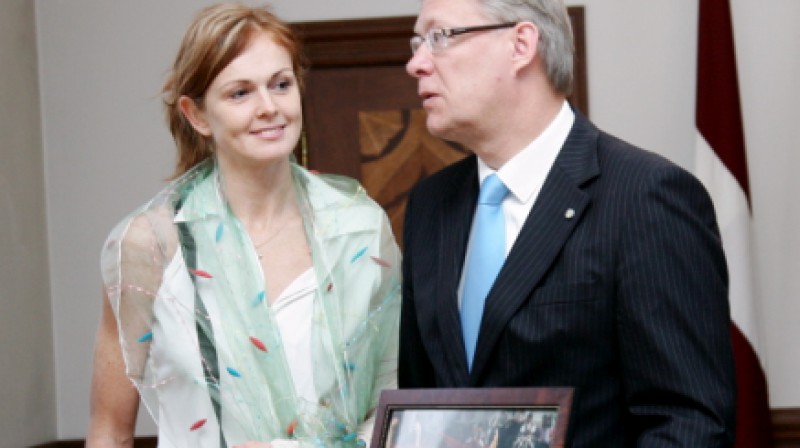 Ieva Tāre pieņemšanā pie Valsts prezidenta 2008 (pēc tikšanas uz olimpiskajām spēlēm)
Foto: Rūta Kalmuka, F64
