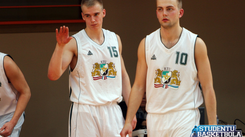 Viens no dienas labākā spēlētāja titula kandidātiem RTU students Kristaps Dārgais (#15)
Foto: Renārs Buivids