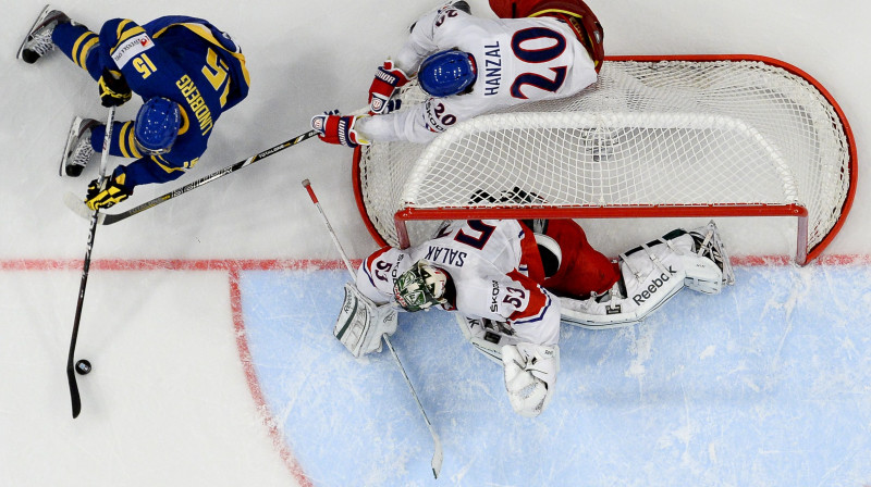 Zviedri cenšas ieņemt Aleksandra Salāka cietoksni
Foto: AFP/Scanpix