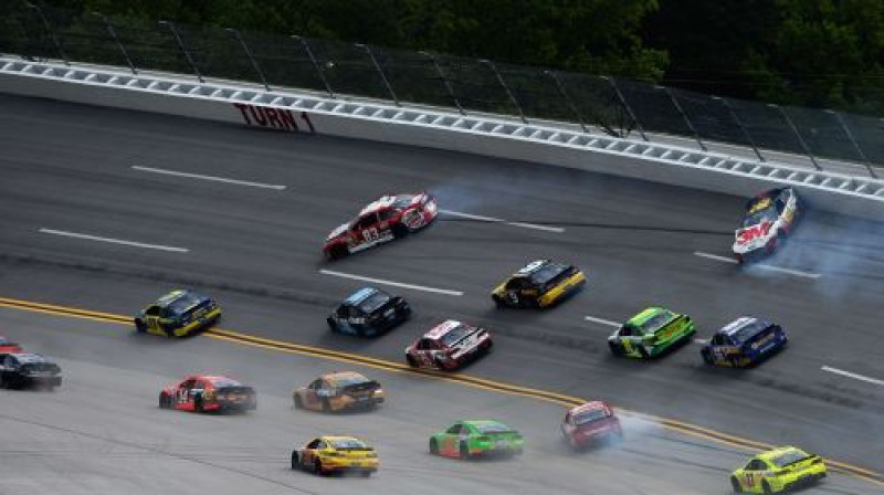 Viena no avārijām Talladegas posmā
Foto: GETTY IMAGES NORTH AMERICA