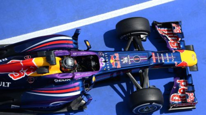 Sebastians Fetels Barselonas trasē
Foto: AFP/Scanpix