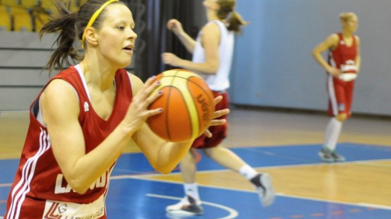 Baiba Eglīte treniņā 1. maijā
Foto: Romualds Vambuts, Sportacentrs.com