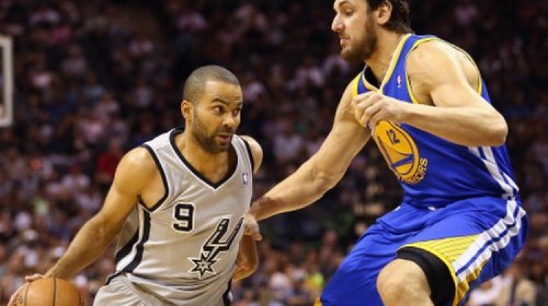 Tonijs Pārkers pret Endrjū Bogutu
Foto:AFP/Scanpix