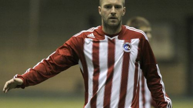 Antons Jemeļins ar 12 vārtiem pagājušajā sezonā bija rezultatīvākais "Spartaka" spēlētājs, taču tagad atkal pārstāv dzimto Liepāju
Foto: Romāns Kokšarovs, Sporta Avīze, f64