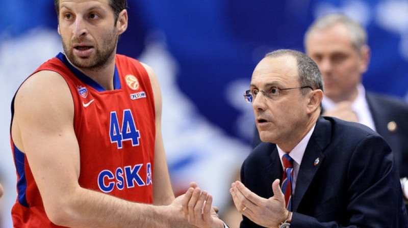Teo Papalukass un Ettore Messina 2013. gada 10. aprīlī Maskavā
Foto: ITAR-TASS/Scanpix