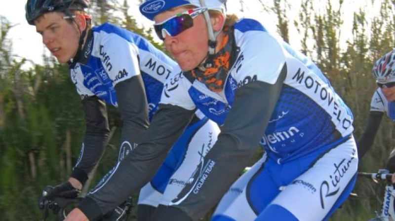 Toms Skujiņš (no labās) un Armands Bēcis
Foto: teamrietumudelfin.com