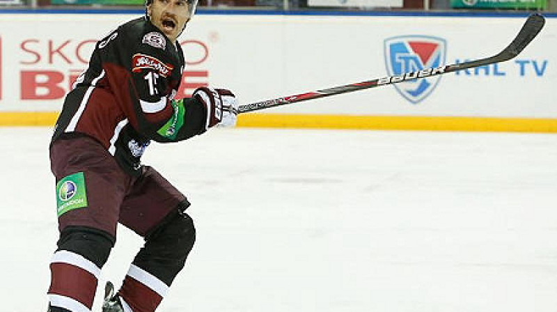 Dinamo rezultatīvākais kadrs Mārtiņš Karsums plāno pamest Rīgu. Vai viņam izdosies lauzt Dārziņa, M.Rēdliha un Sprukta ieviestos stereotipus? Foto: Rīgas Dinamo ofic. profils facebook.com