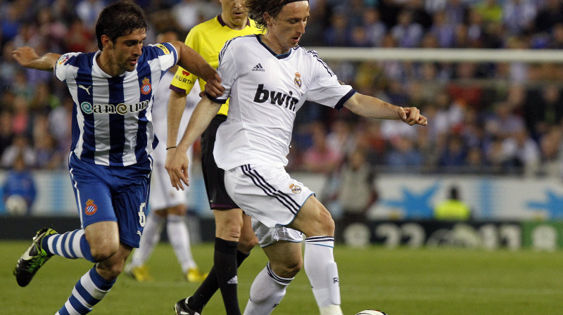 Luka Modričs (ar bumbu)
Foto: AFP/Scanpix