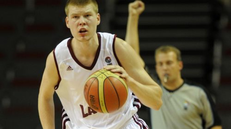 Dāvis Bertāns
Foto: Romāns Kokšarovs, Sporta Avīze, f64