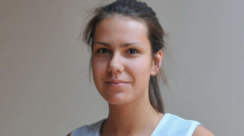 Paula Tomsone: 11 punktu un 8 atlēkušās bumbas Latvijas U20 izlases spēlē ar Čehijas komandu.
Foto: Romualds Vambuts