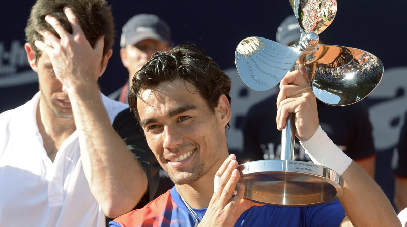 Fabio Foņīni un fonā Federiko Delbonis ar savu "facepalm"
Foto: Reuters/Scanpix
