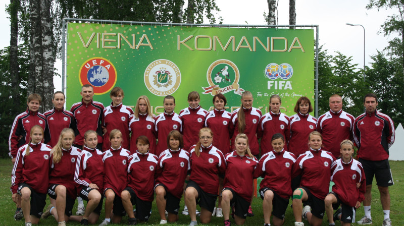 Latvijas U-17 meiteņu futbola izlase 
Foto: LFF