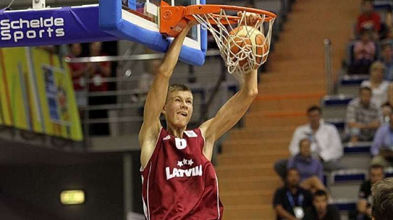 Kristaps Porziņģis
Foto: Mārtiņš Sīlis, www.fibaeurope.com