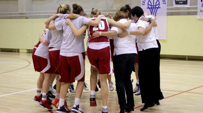 Latvijas U16 sieviešu basketbola izlase
Foto: www.basket.ee