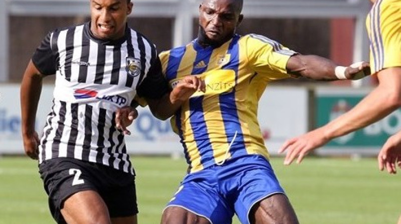 Ahmeds Abdultaofiks (pa labi) palīdzēja "Ventspilij" divreiz pārspēt "Jeunesse"
Foto: Fern Konnen (uefa.com)