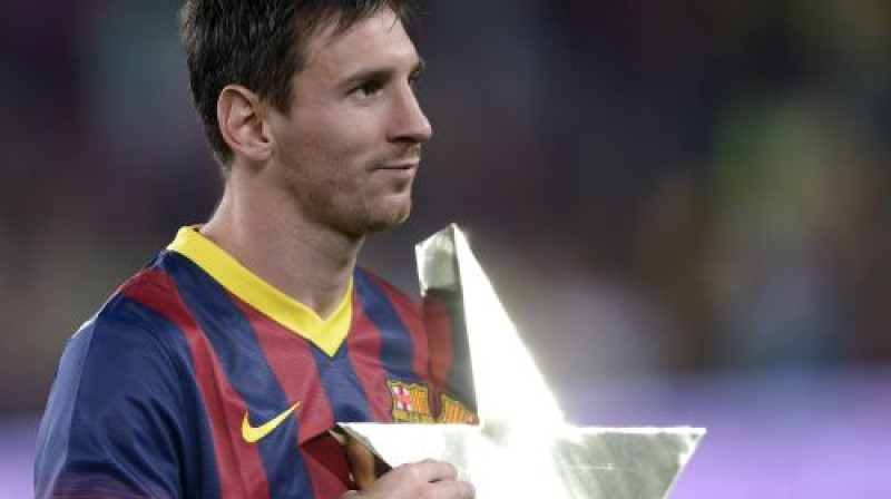 Lionels Mesi ar labākā spēlētāja balvu
Foto: AP/Scanpix