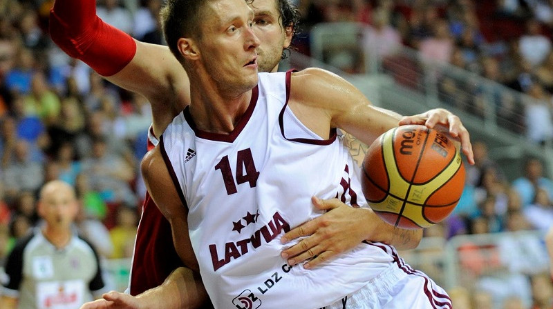 Kaspars Bērziņš otrajā spēlē pret Krieviju
Foto: Romāns Kokšarovs, "Sporta Avīze", f64