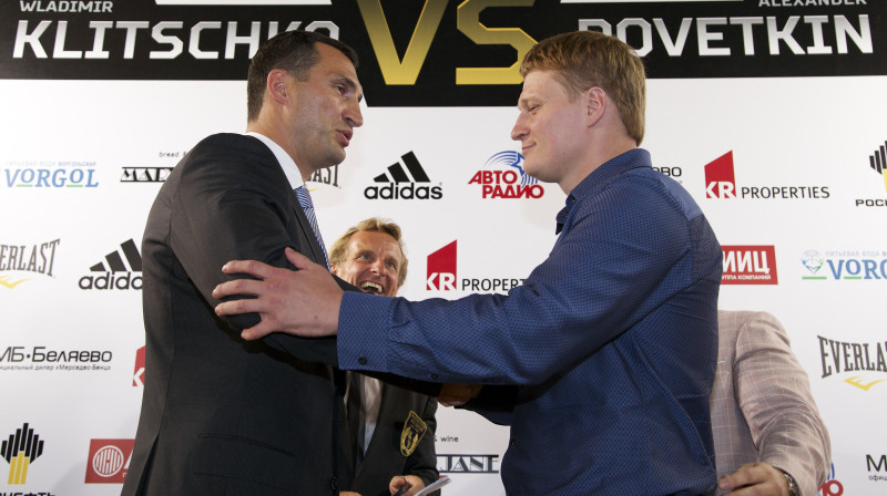 Vladimirs Kļičko un Aleksandrs Povetkins
Foto: AP/Scanpix