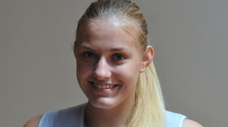 Vineta Bīriņa: 15 punkti un 9 atlēkušās bumbas uzvarā pār Skotiju
Foto: basket.lv