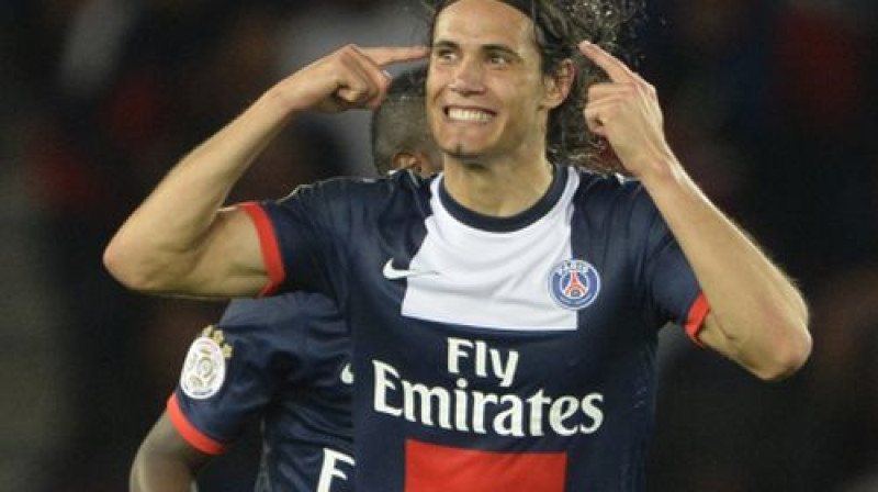 Edinsons Kavani atzīmē pirmos vārtus Francijā
Foto: AFP/Scanpix