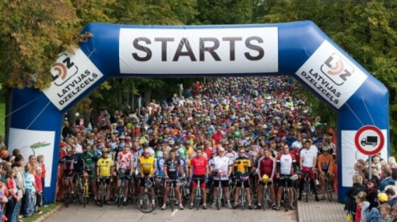 Vienības brauciena dalībnieki
Foto: velo.lv