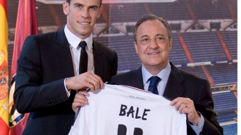 "Real" jaunieguvums Garets Beils un kluba prezidents Florentino Peress
Foto:Oscar Gonzalez/NUR PHOTO/SIPA/Scanpix