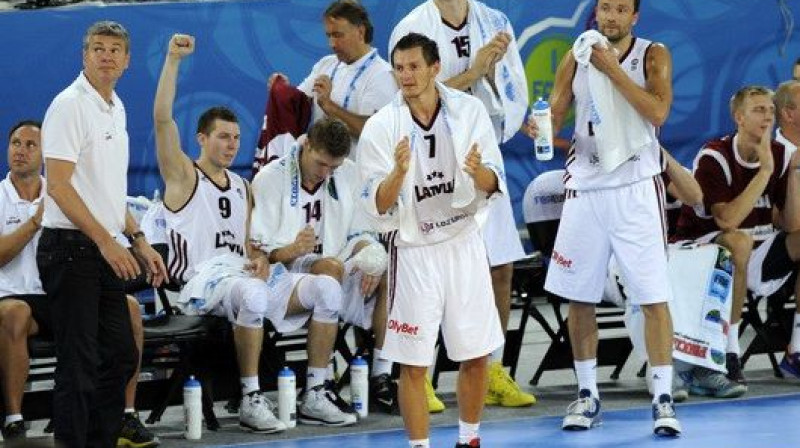 Ceturtā uzvara atnāca ar smaidu...
Foto: Romāns Kokšarovs, Sporta Avīze/f64