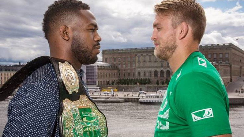 Džons Džonss aci pret aci ar Aleksandru Gustafsonu
Foto: ufc.com