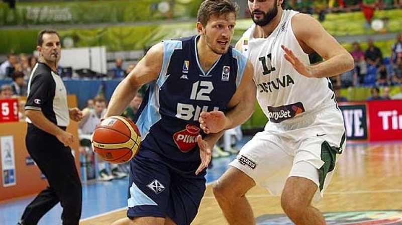 Mirza Teletovičs spēlē pret Lietuvu
Foto: www.fibaeurope.com