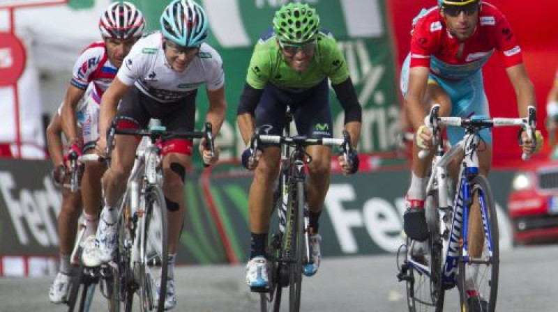 Cits citam blakus trīs kopvērtējuma līderi - Horners, Valverde un Nibali
Foto:AFP/Scanpix