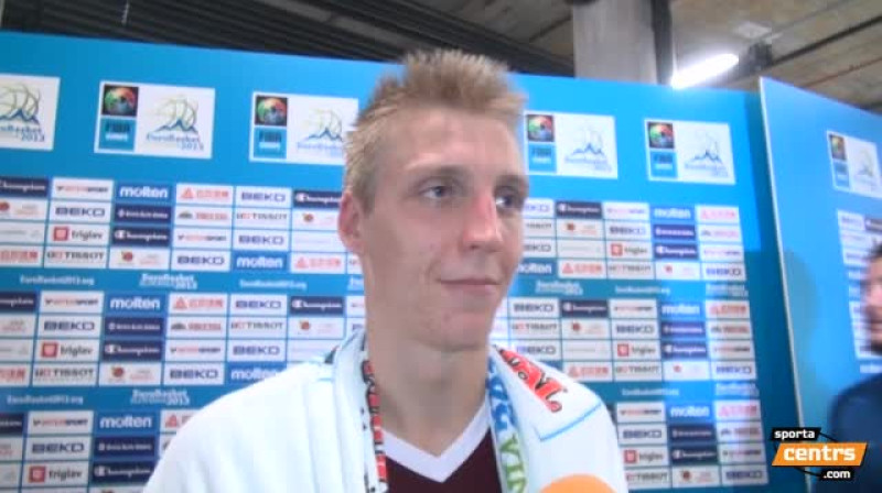 Mareks Mejeris un Latvijas valstsvienība: sestdien un svētdien spēles ar Lielbritānijas izlasi.
Foto: FIBAEurope.com