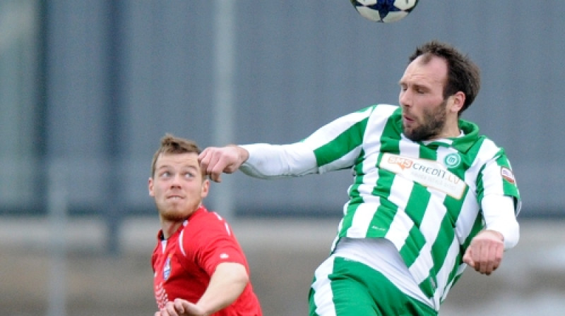 Renārs Rode (Skonto) pret Gati Kalniņu (Metta/LU)
Foto: Romāns Kokšarovs (f64)