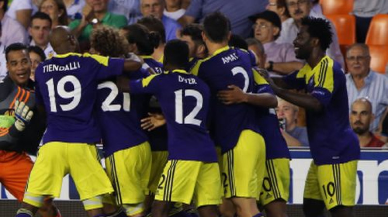 "Swansea" spēlētāji priecājas par panākumu Spānijā
Foto:AFP/Scanpix